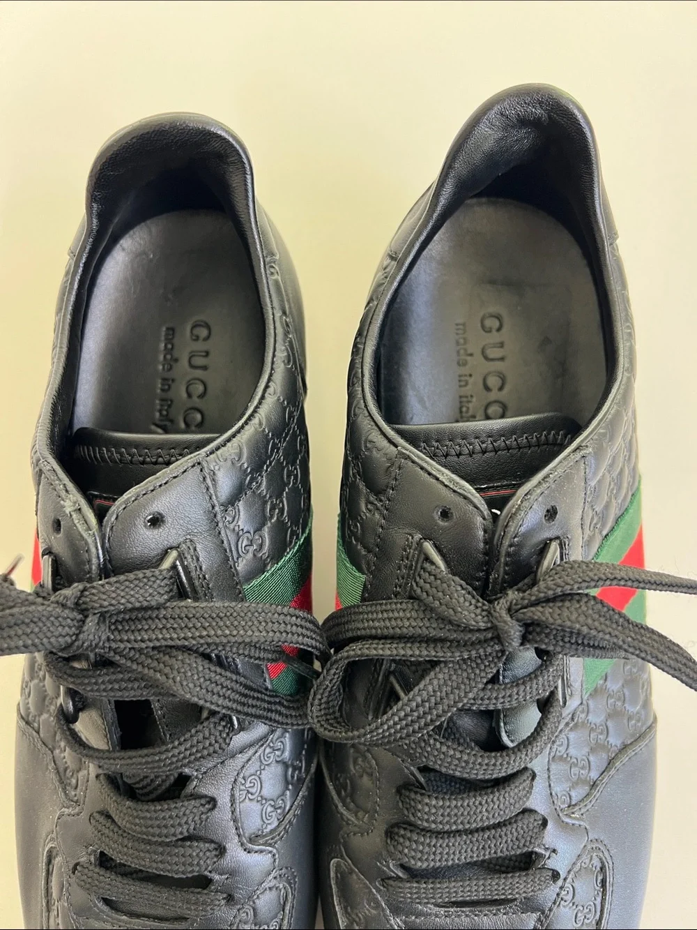 Gucci microguccissima web black leather green and red striped sneakers size 9